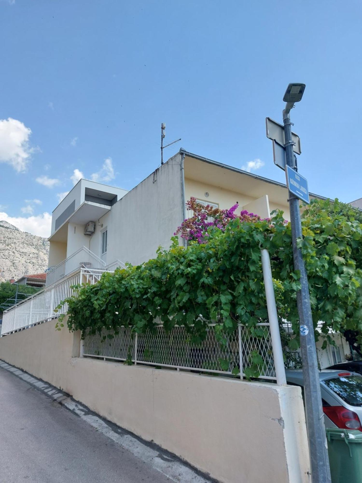 Apartmani Makarska *